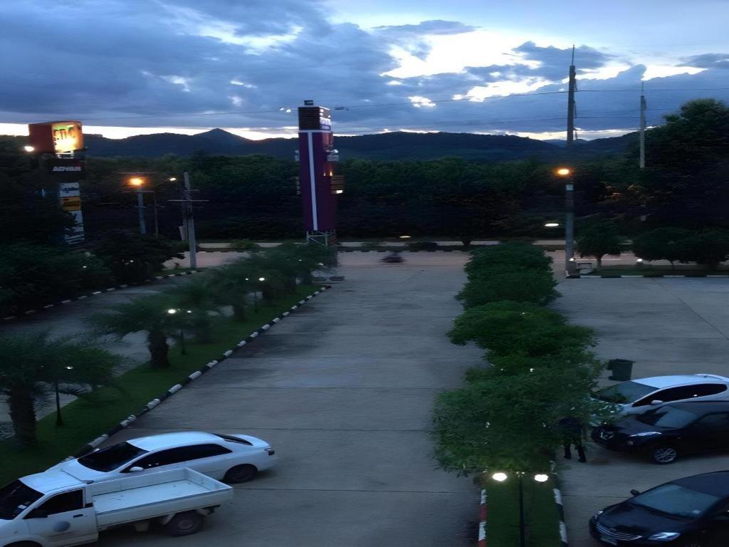 Sirimathani Hotel Loei Exterior foto