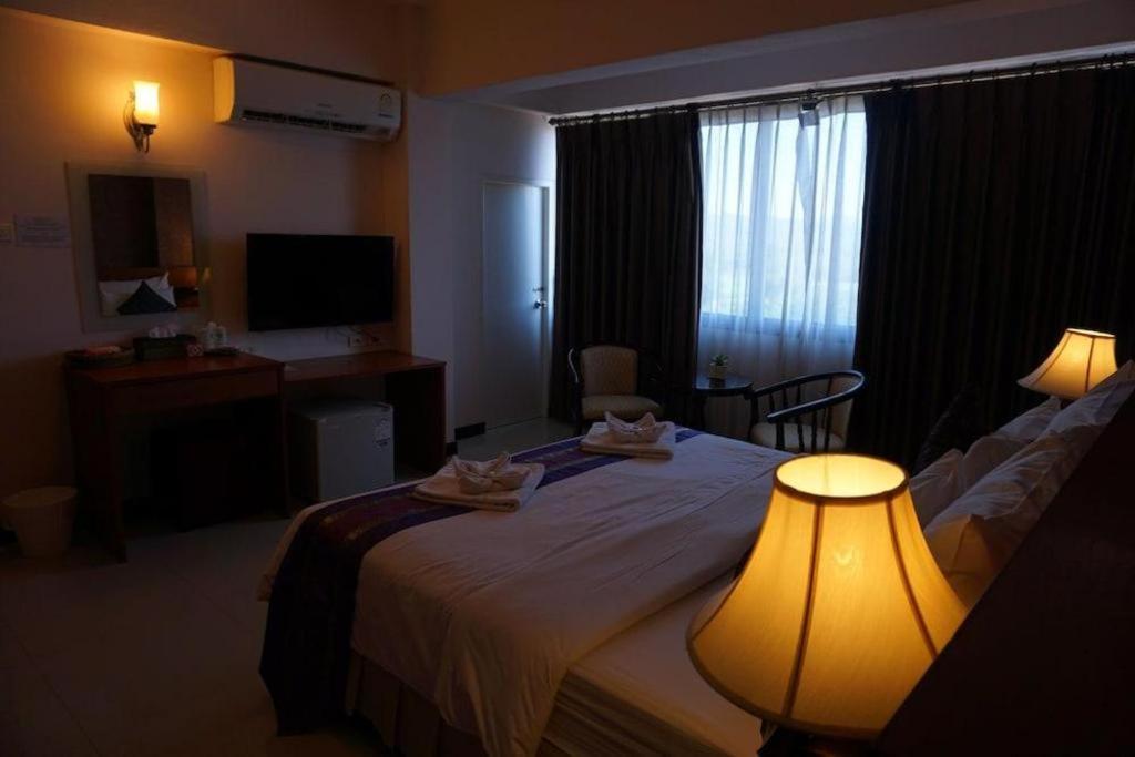 Sirimathani Hotel Loei Exterior foto