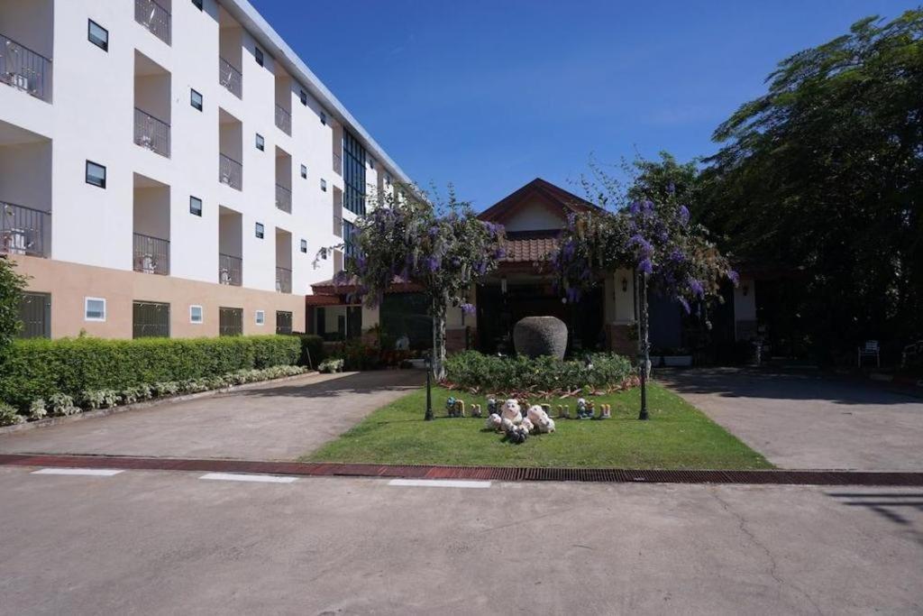 Sirimathani Hotel Loei Exterior foto